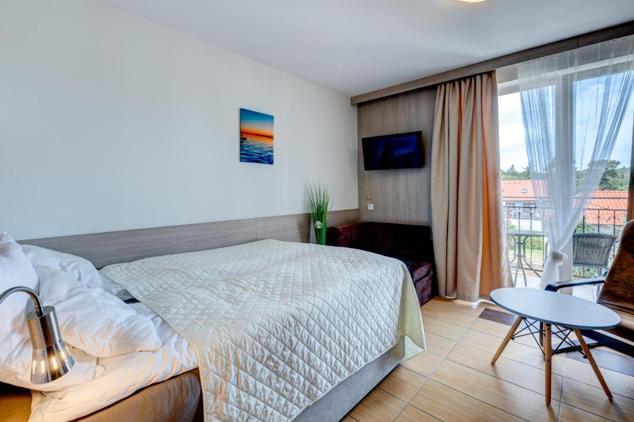 Ambre Mare - Wypoczynek Pod Palmami Bed & Breakfast Pobierowo Ngoại thất bức ảnh