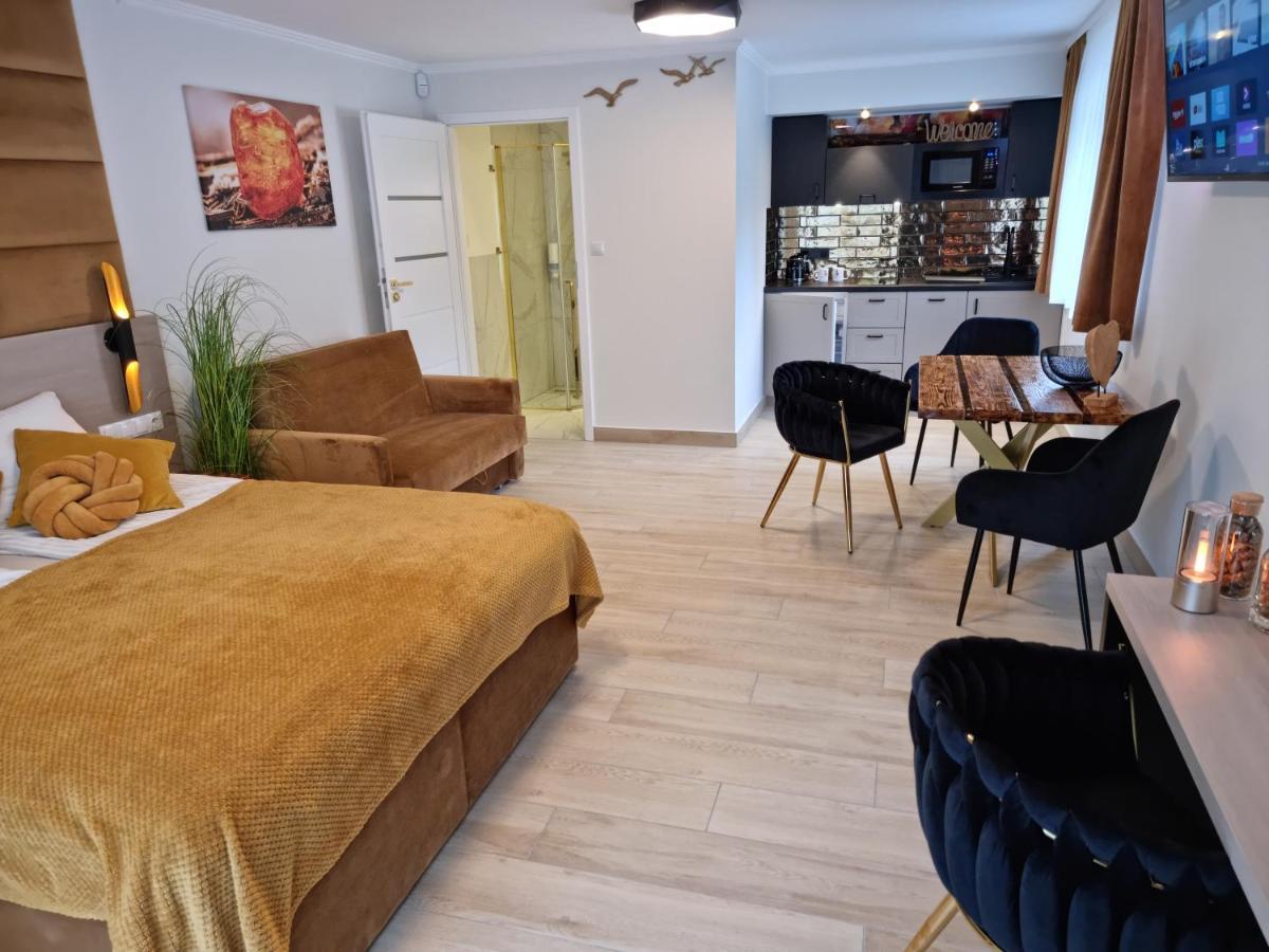 Ambre Mare - Wypoczynek Pod Palmami Bed & Breakfast Pobierowo Ngoại thất bức ảnh