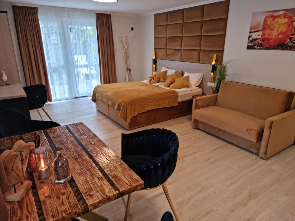 Ambre Mare - Wypoczynek Pod Palmami Bed & Breakfast Pobierowo Ngoại thất bức ảnh