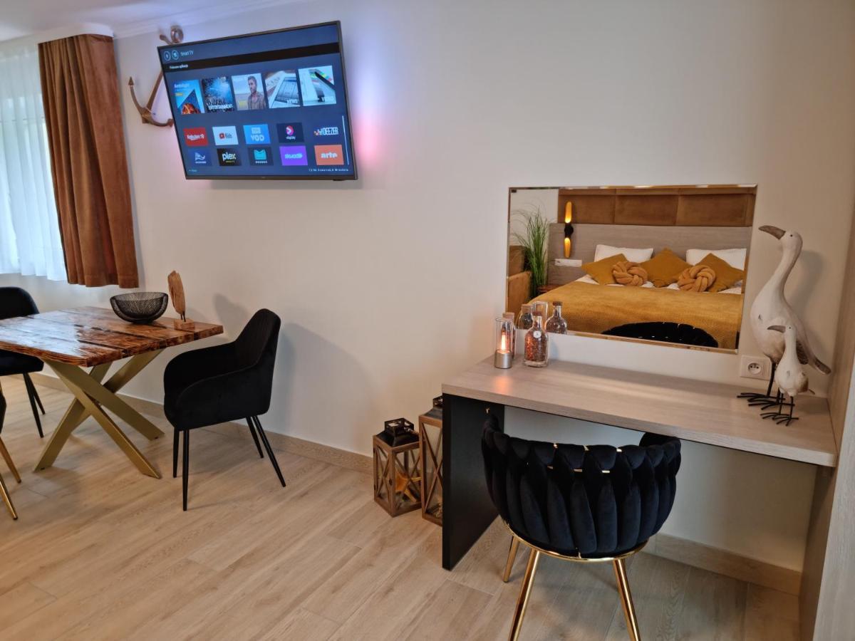 Ambre Mare - Wypoczynek Pod Palmami Bed & Breakfast Pobierowo Ngoại thất bức ảnh