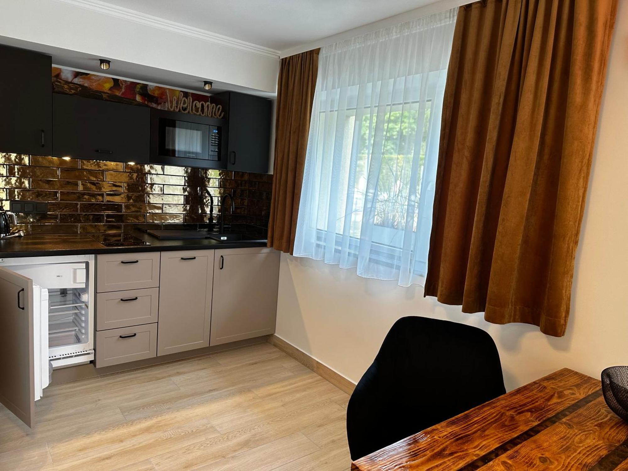 Ambre Mare - Wypoczynek Pod Palmami Bed & Breakfast Pobierowo Ngoại thất bức ảnh