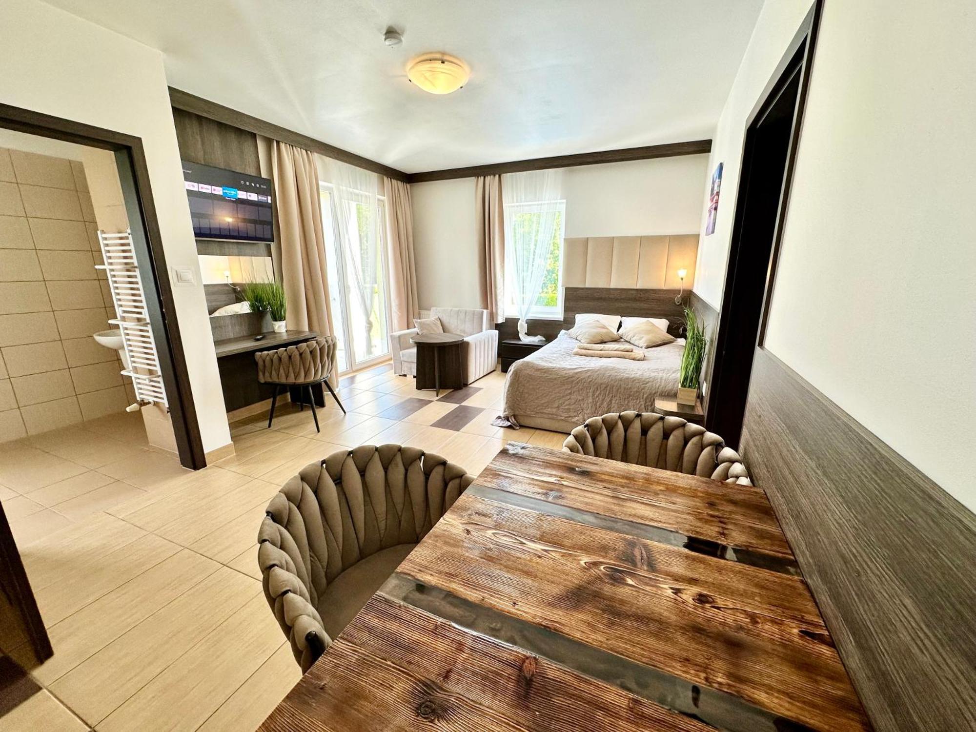 Ambre Mare - Wypoczynek Pod Palmami Bed & Breakfast Pobierowo Ngoại thất bức ảnh